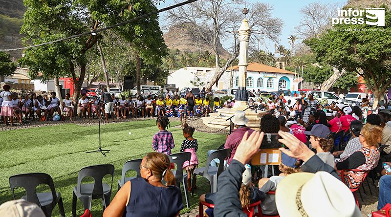 “Nôs Herança”/35 Anos: Grupo movimenta Largo Pelourinho com roda de batuku para celebrar a data