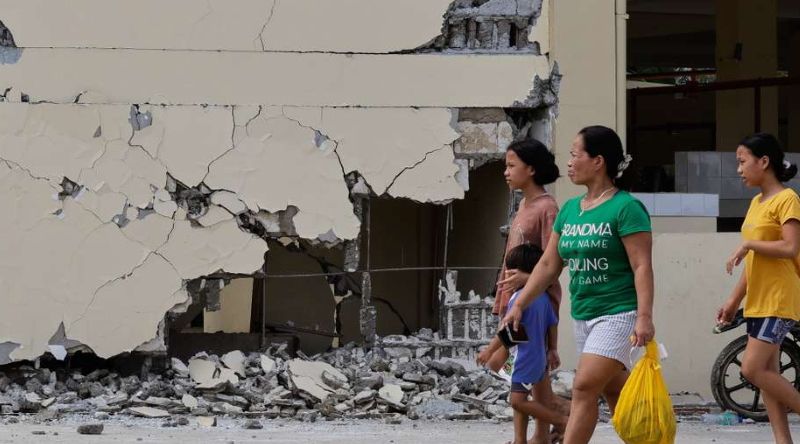 Novo balanço aponta para 72 mortos em sismo que atingiu as Filipinas