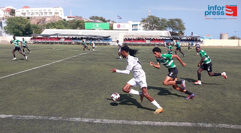 Futebol/Santiago Sul : Académica da Praia perde com o Sporting (0-1) e Boavista revalida título