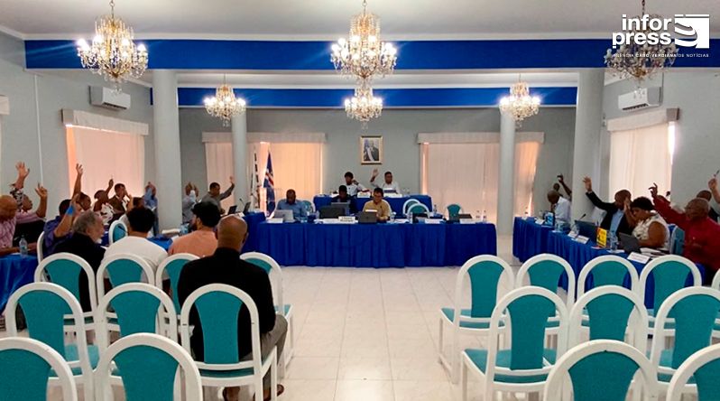 Ilha do Sal: Assembleia Municipal aprova plano de actividades e orçamento de 1,9 milhões de contos