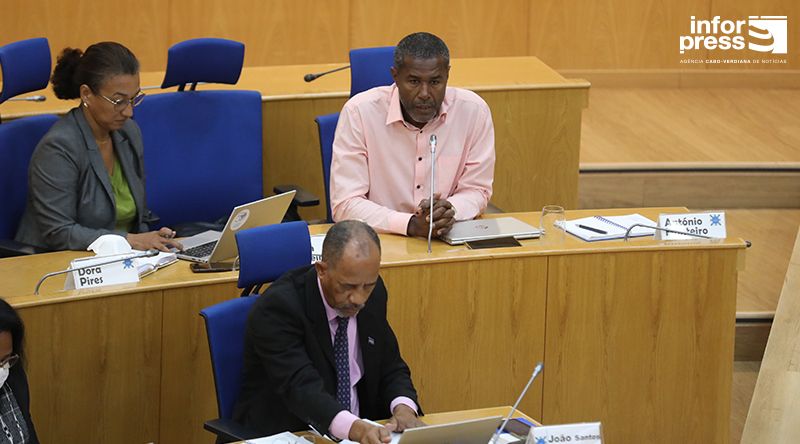 Parlamento: UCID pede mais reconhecimento dos heróis nacionais pelo trabalho em prol da independência