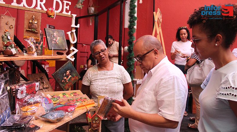 Ministro da Cultura e das Indústrias Criativas visita a Feira Criativa de Natal no Palácio Ildo Lobo