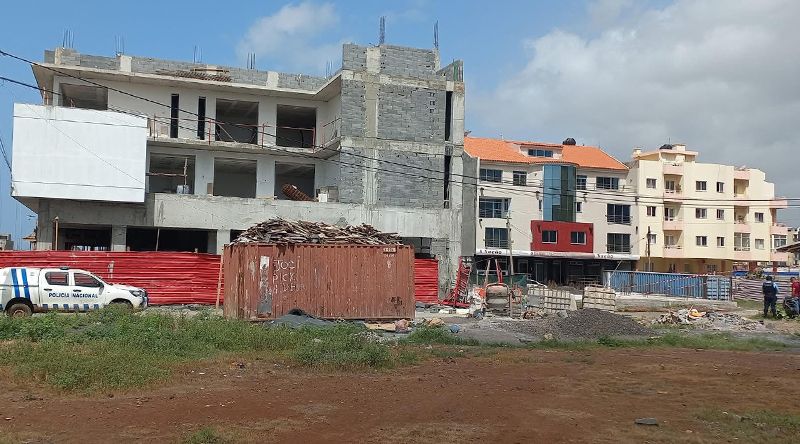 Acidente em prédio em construção na Cidadela provoca um morto e dois feridos