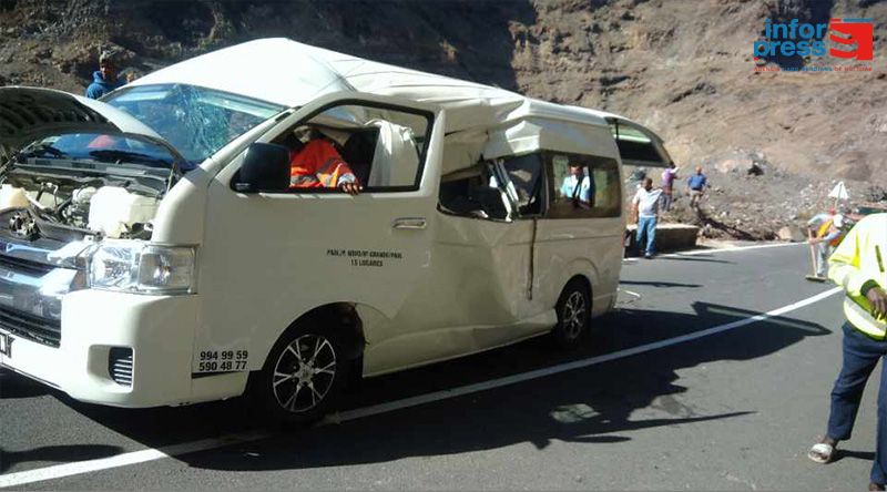 Santo Antão: Pedra atinge viatura e faz vítima mortal na estrada Porto Novo – Janela