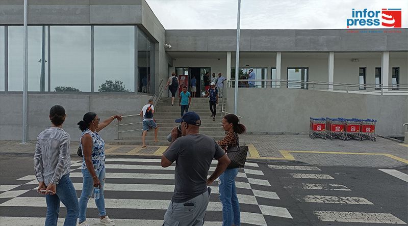 Fogo: Passageiros revoltados com “falta de informação e apoio” dos TACV