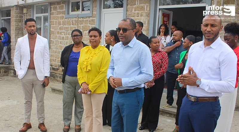 Brava: Ministro Amadeu Cruz visita a ilha para avaliar sector educativo