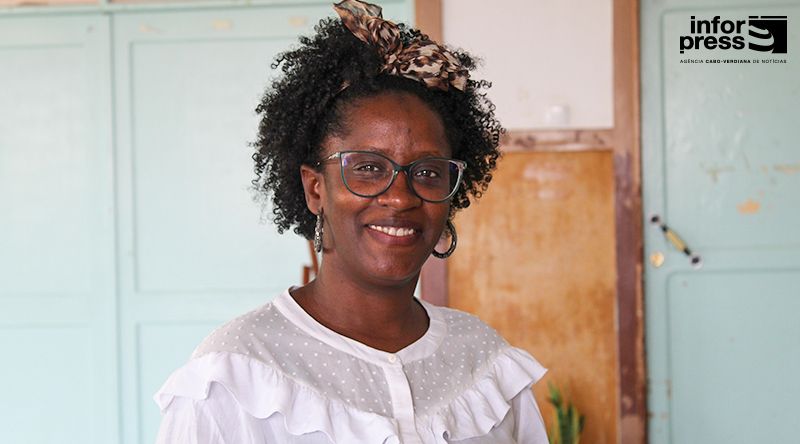 Psicóloga alerta que tabú em torno da menstruação pode afectar saúde mental de adolescentes