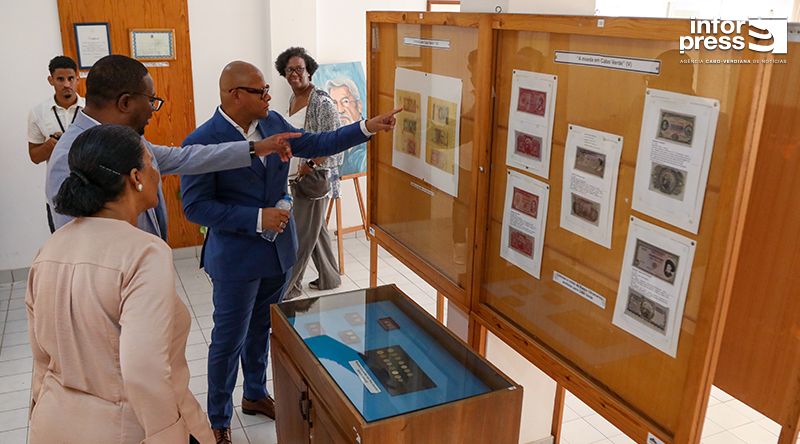 Ministro da Cultura reconhece “graves problemas de infiltração” no edifício do Arquivo Nacional