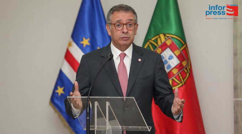 Presidente português defende reforço da cooperação com Cabo Verde e oficialização do português na ONU