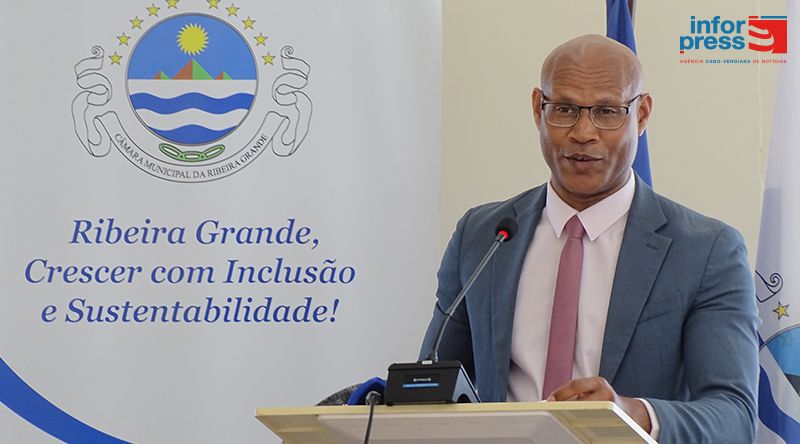 Ribeira Grande: Câmara municipal anuncia aposta em feiras regulares e descentralizadas com aquisição de tendas cónicas