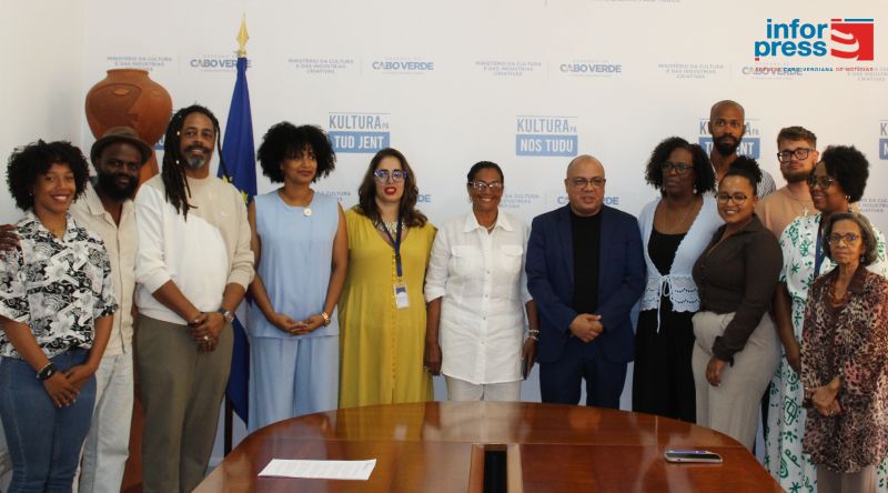 Ministério da Cultura formaliza protocolos para reforçar cinema, artes plásticas e teatro no país