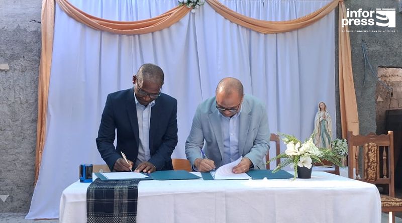 Figueira das Naus: Assinado protocolo para reconstrução da Capela de Nossa Senhora de Lourdes