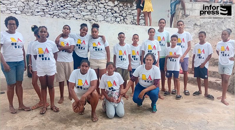 Porto Novo: Associação Nova Geração Sul leva contradança e “colá sanjon” ao festival infanto-juvenil em São Vicente