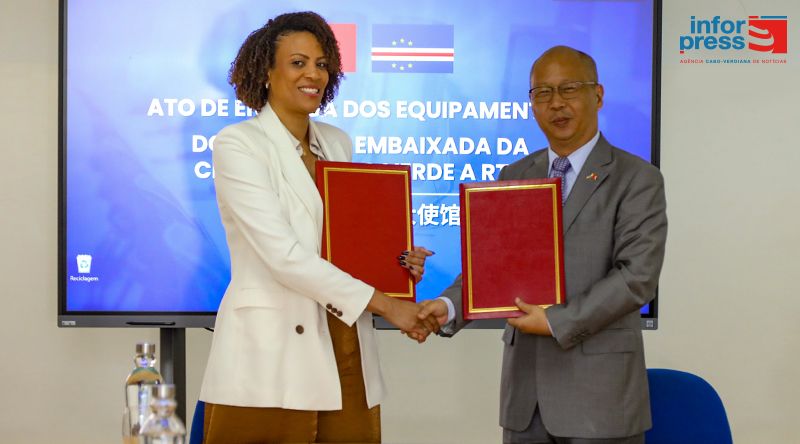 RTC recebe equipamentos digitais doados pela Embaixada da China para reforço da capacidade técnica