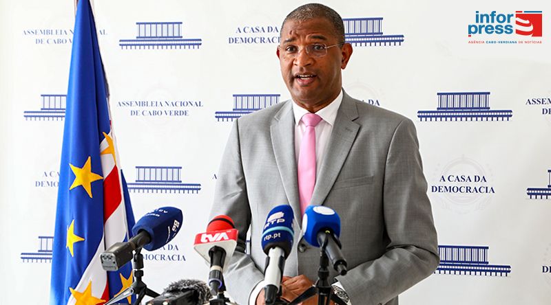 Presidente da Assembleia Nacional pede “debate reforçado” sobre Língua Materna “com respeito” pela diferença   