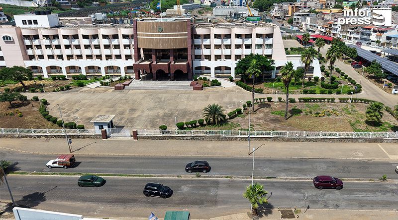 Governo anuncia investimento na requalificação de estradas da Praia