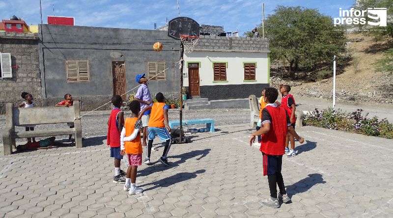 Porto Novo/Basquetebol: Porto Novo Basket pretende levar modalidade às comunidades rurais com criação de escolas de iniciação 