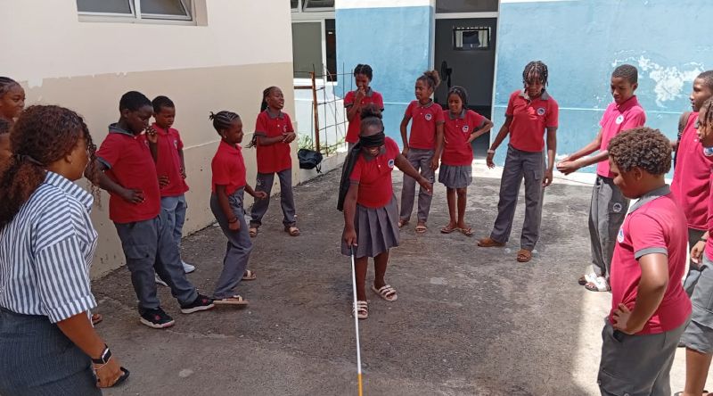 São Miguel: Acção sensorial sensibiliza comunidade educativa para os desafios da deficiência visual