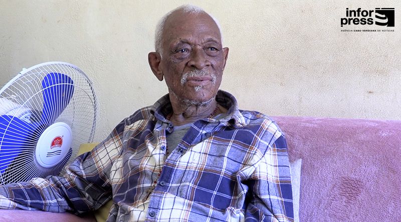 Bitory Nha Bibinha: Depois da fama no funaná agora é no fabrico de kankan (c/vídeo)