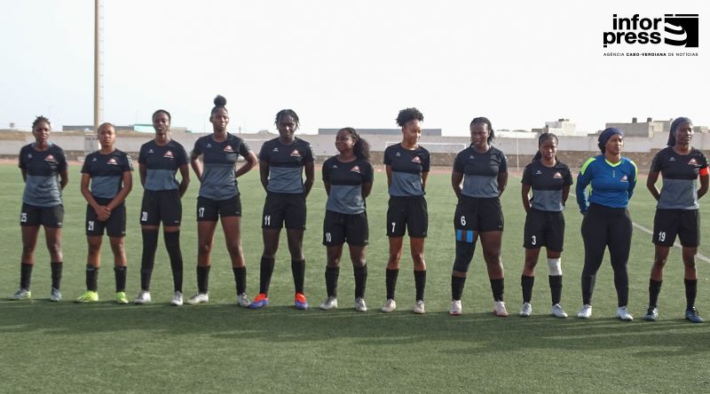 Futebol feminino/Sal: Black Panthers goleia Onze Estrelas (9-1) e Seven Stars encaminha-se para as meias-finais