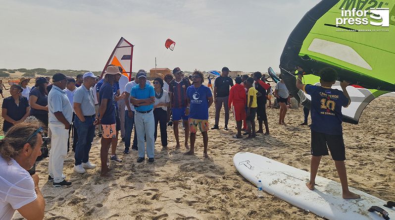 Boa Vista: PM destaca liderança de Cabo Verde nos desportos náuticos e reafirma compromisso com o sector