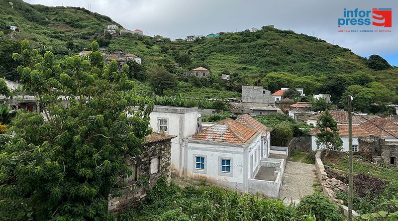 Brava: Empreiteiros consideram exagerada subida do preço do cimento e alertam para impactos (c/áudio)