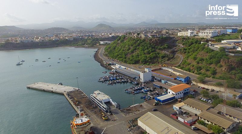 PAICV critica “total abandono” do Governo ao sector do mar e pesca em Santiago