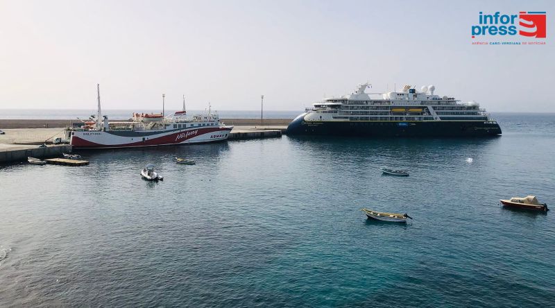 Santo Antão: Expansão do porto do Porto Novo abordada em encontro entre a autarquia e a Enapor