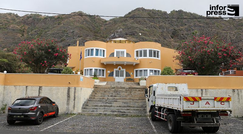 Fogo: Câmara dos Mosteiros cancela festas do Dia do Município em solidariedade com São Vicente