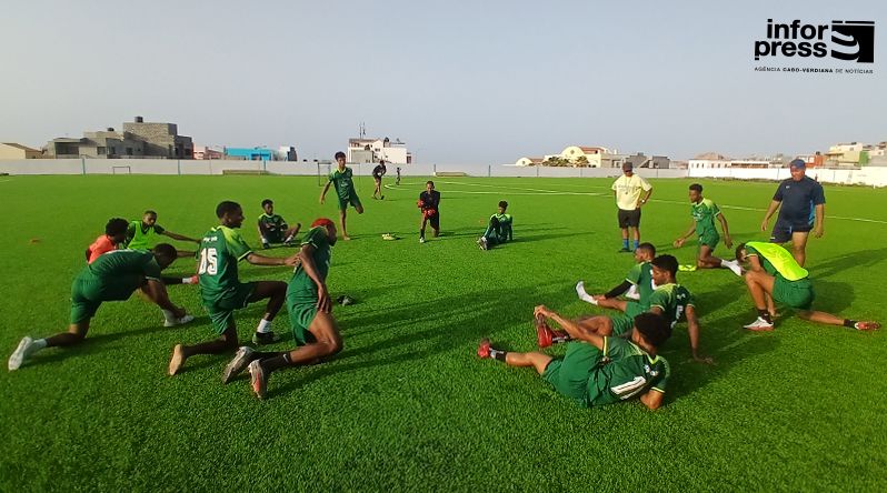 Futebol/Campeonato CV: Santo Crucifixo quer somar primeiros pontos diante do Atlético em São Nicolau