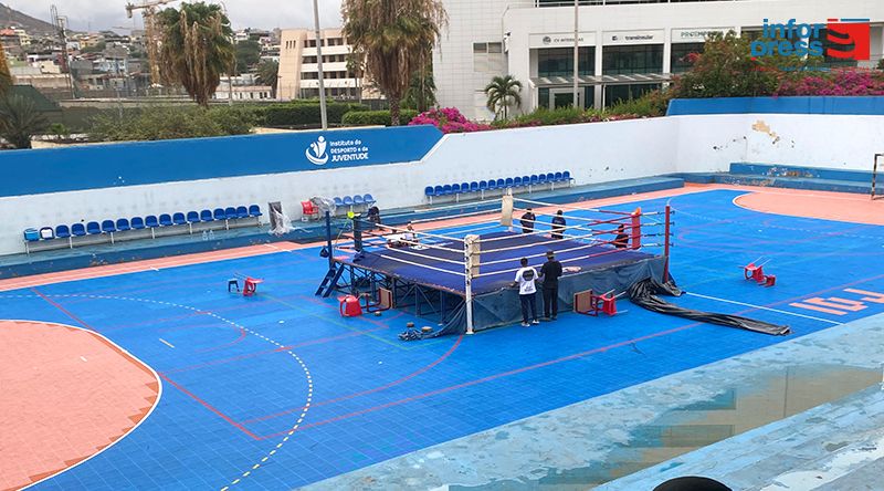Boxe/Santiago Sul: Campeonato regional arranca condicionado pela chuva e dirigentes reclamam melhores infra-estruturas