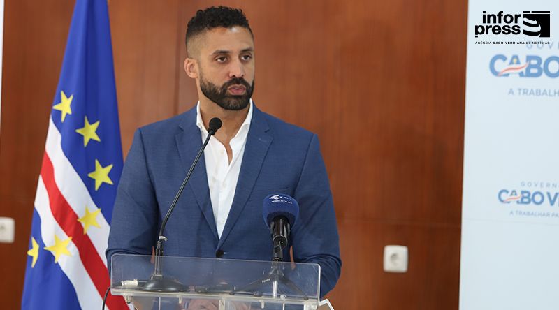 Ministro destaca impacto da medicina desportiva no desenvolvimento do desporto nacional