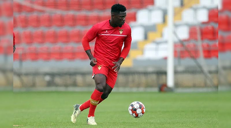 Futebol: Carlos Ponck inscrito no Aves SAD (Portugal) com identidade e idade corrigidas