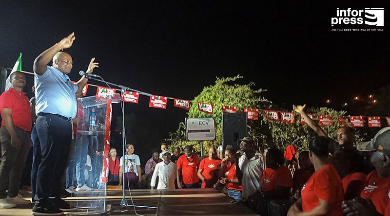 Autárquicas 2024/São Lourenço dos Órgãos: "Nós temos a chave do desenvolvimento e Órgãos não pode regredir - Carlos Vasconcelos