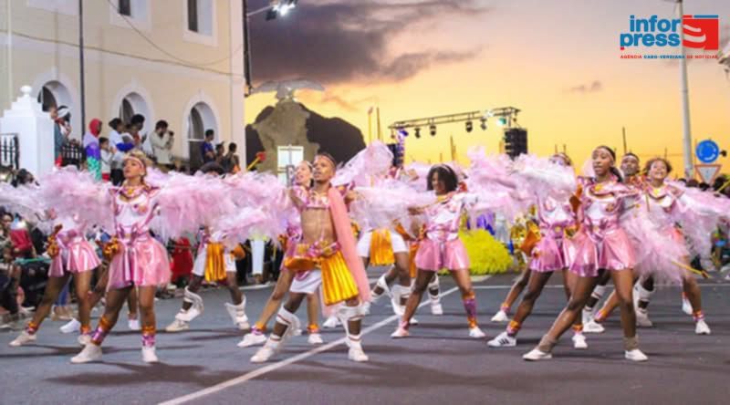 Carnaval/São Vicente: Cinco grupos, mais de 52 mil contos mobilizados, cinco mil foliões e 15 carros alegóricos