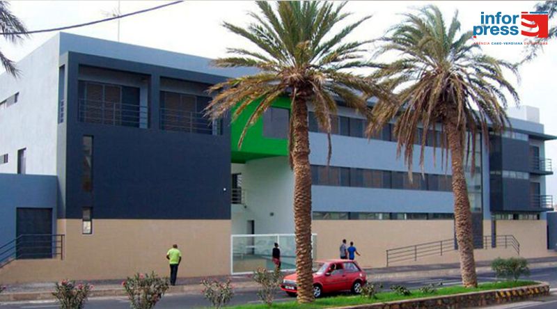 São Vicente: Há 13 desabrigados no centro de estágio e três pessoas continuam desaparecidas