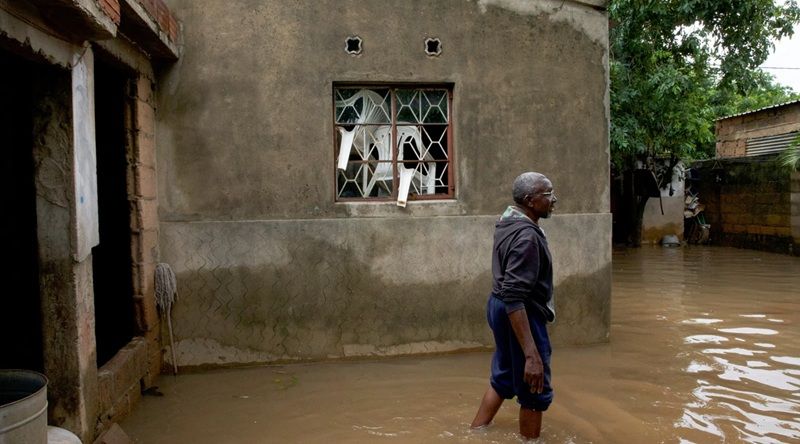 Suíça dá apoio de 1,2 ME a população afetada pelas cheias no sul de Moçambique