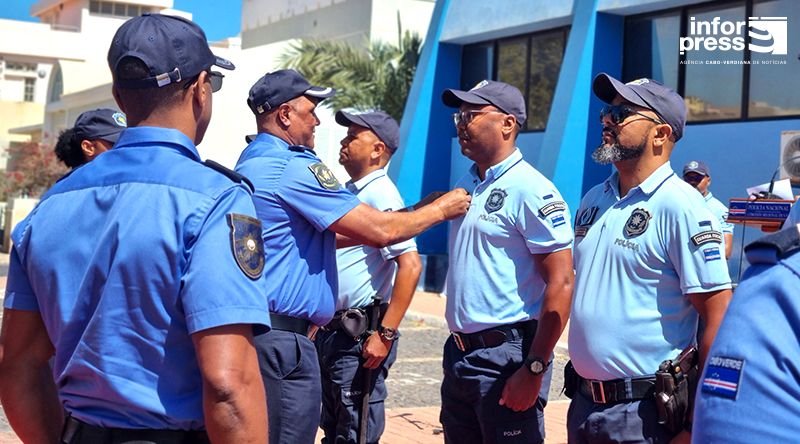 São Vicente: Comando da Polícia Nacional ganha 27 novos agentes que “devem manter-se atentos e vigilantes” – ministro 
