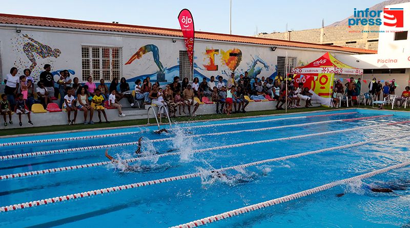 Natação: Rafaela Almeida e Márcio Andrade destacam-se ao liderarem quadro de medalhas em prova com 11 disciplinas
