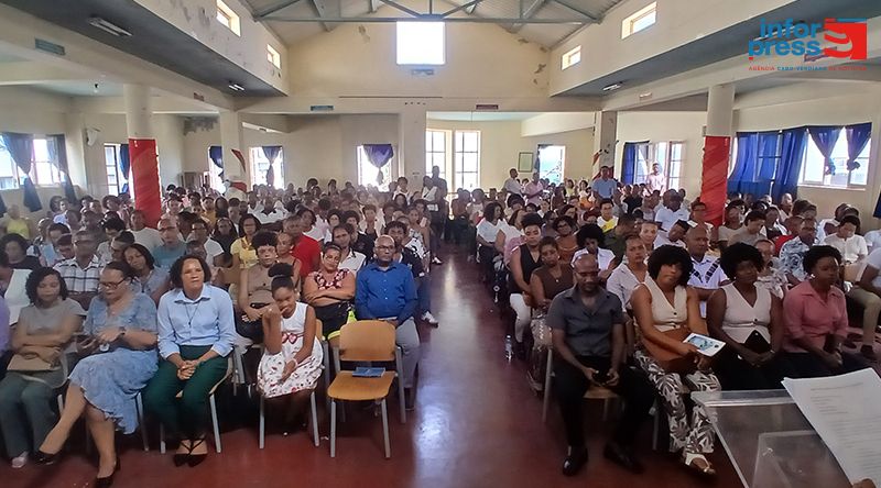 Ribeira Grande: Delegada da Educação promete reforçar ligação às famílias e proximidade com comunidade educativa