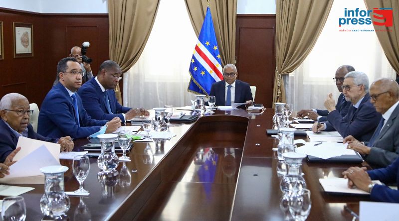 Eleições legislativas a 17 de Maio e presidenciais a 15 de Novembro – Presidente da República