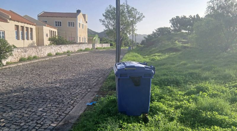 Planalto Leste: Habitantes de Lagoa enaltecem colocação de novos contentores de lixo