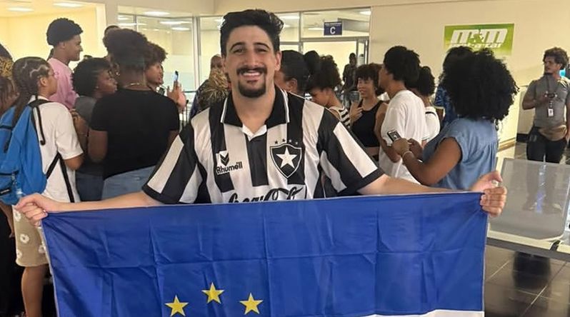 Mundial’2026: influenciador Daniel Braune chega a Cabo Verde para acompanhar selecção em momento histórico