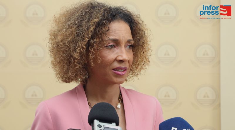Primeira-dama lança campanha solidária para apoiar famílias vulneráveis de São Vicente