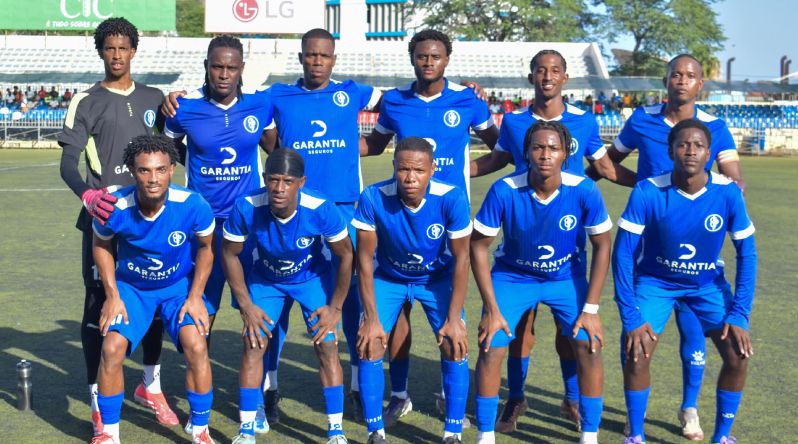 Futebol/Santiago Sul: Desportivo da Praia vence Benfica (3-1) e lidera à condição o campeonato