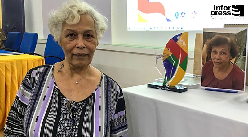 Dina Salústio não dispensa uma companhia agradável e vive com muita esperança mesmo que saiba das dores escondidas