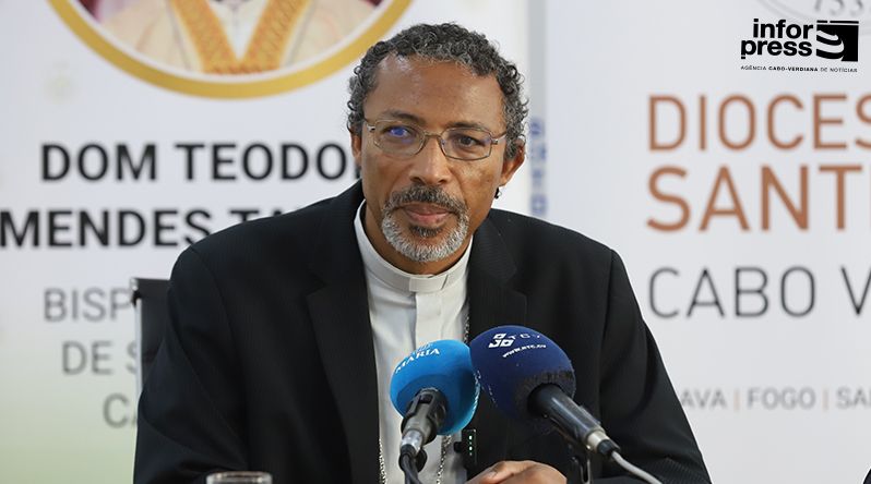Bispo eleito de Santiago enaltece convivência e diálogo como prioridades pastorais (c/áudio)
