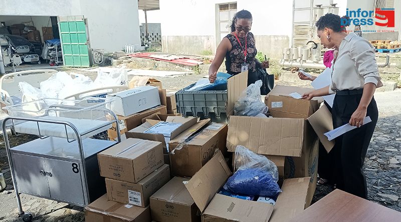 São Filipe: Câmara entrega equipamentos hospitalares ao hospital regional e à delegacia de Saúde