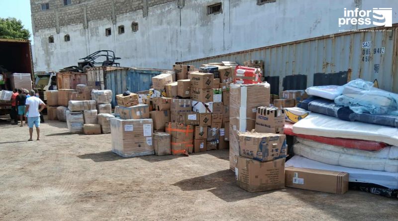 São Vicente: Emigrantes no Luxemburgo enviam contentores de donativos para ajudar afectados pela tempestade Erin