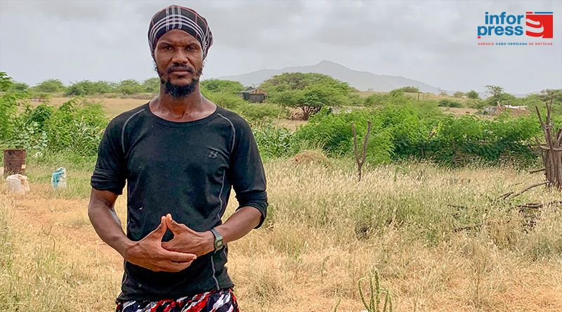Maio: Jovem desafia tendência migratória e aposta em negócio próprio na ilha